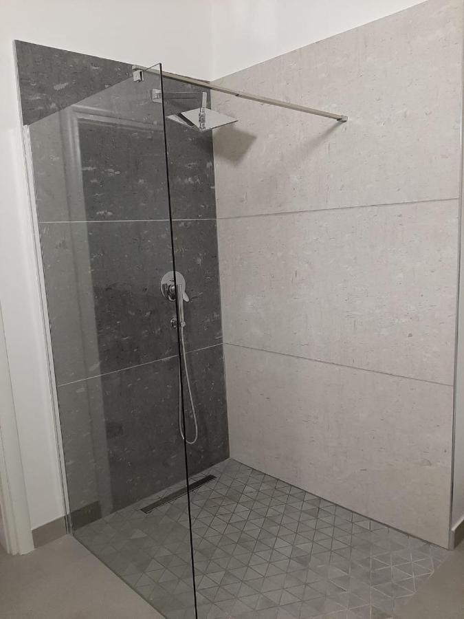 Junik Apartment Орикум Экстерьер фото