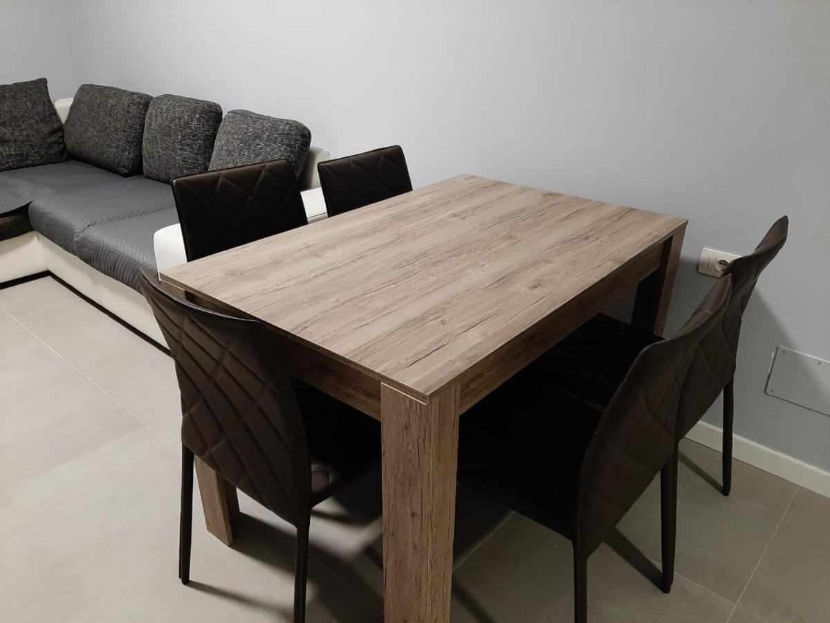Junik Apartment Орикум Экстерьер фото
